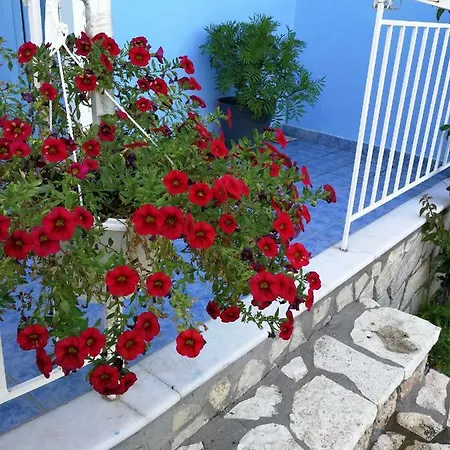 شقة Blue White House Kalamítsi