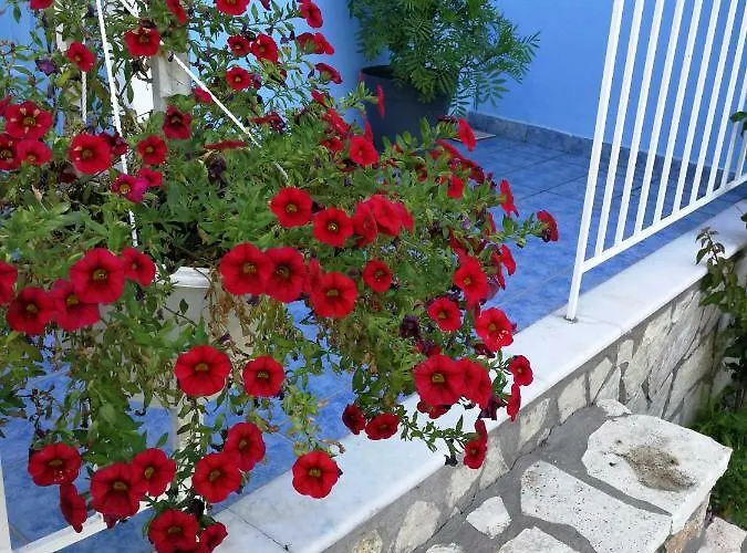 アパート Blue White House Kalamítsi